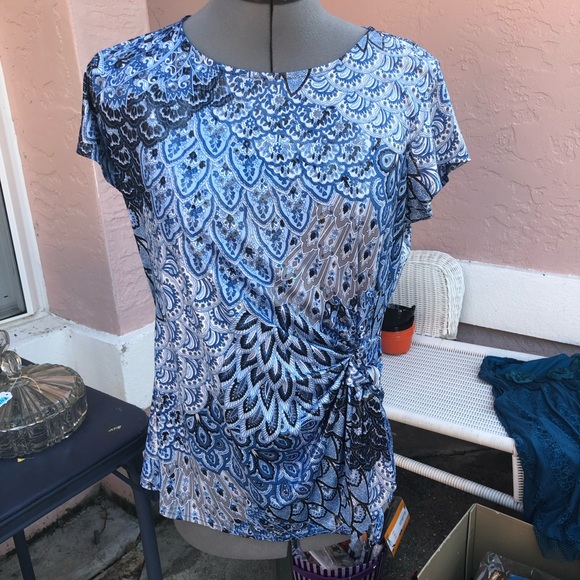 Pretty blue ladies too - Picture 1 of 5